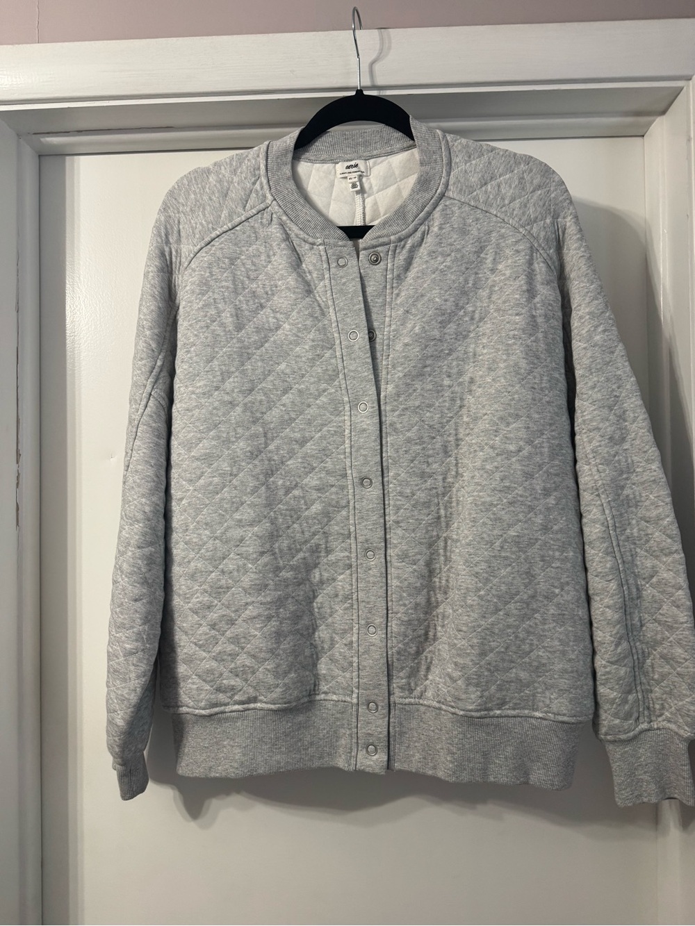 Aerie Quilted Snap-Front Jacket/Sweatshirt - Light Gray